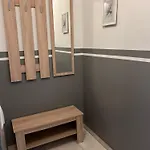 برايت ستريت 83